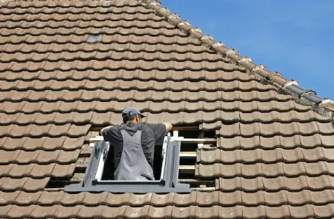 Pose de velux - Montigny-la-Resle